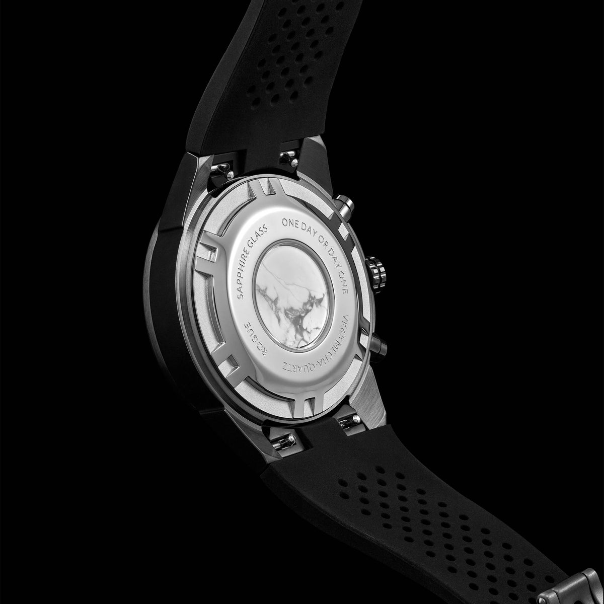 The Rogue - Gunmetal/Red — Vincero