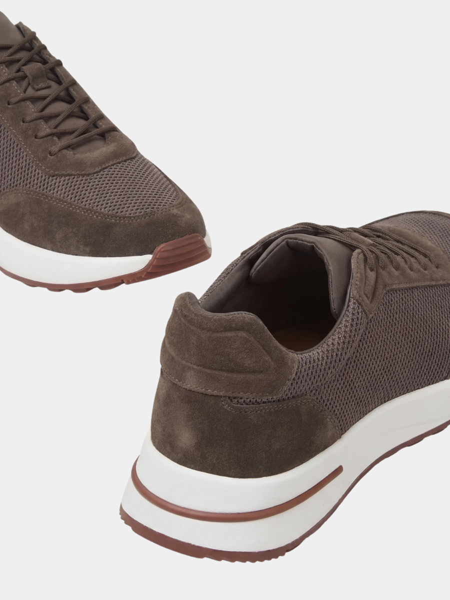Amalfi Trainer Brown — Sterling & Co.